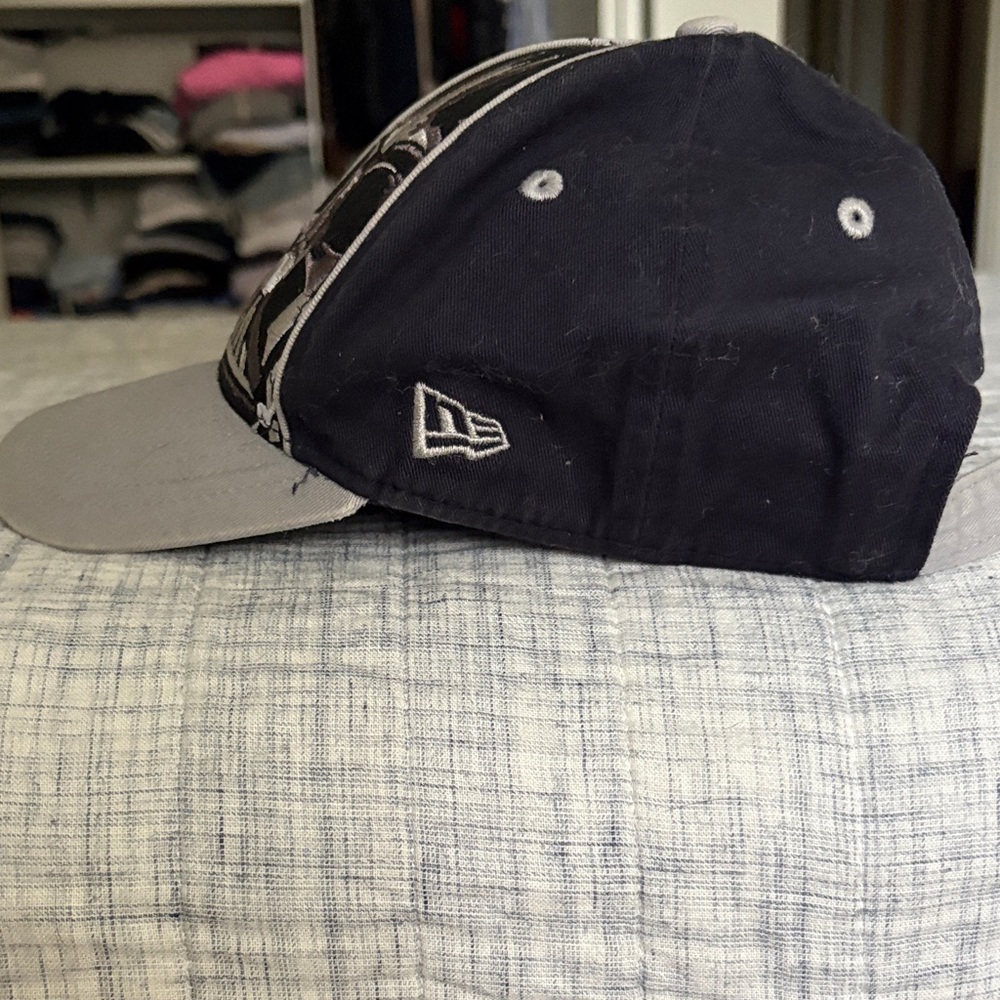 NY Yankees Kids Darth Vader Cap - Picture 4 of 4